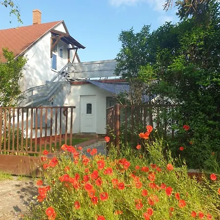 Thefi Vendeghaz Apartament Zánka