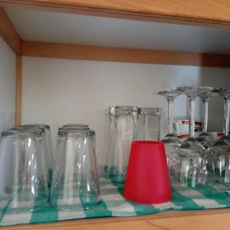 Apartament Thefi Vendeghaz *